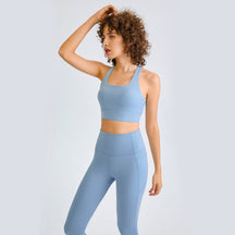 High Support Cut-Out Plain Sports Bra